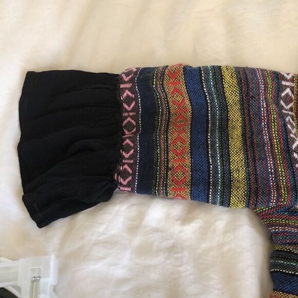 Pleione Embroidered kimono XS gently used - Picture 7 of 7